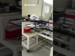 石膏天井タイルを作る機械