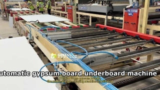 自動パネル敷設機