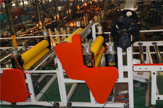 良い価格 ギプスのオイル抵抗の防水偽の天井ポリ塩化ビニールのラミネーションの機械類 オンライン