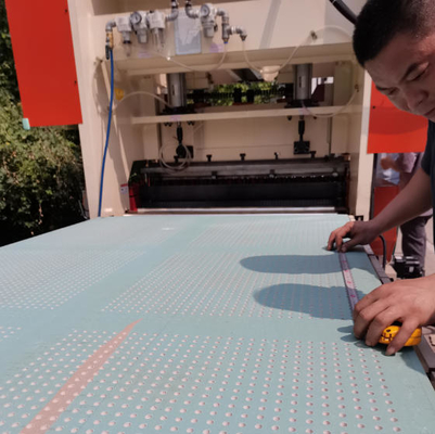 良い価格 Full Automatic Punch Hole Plate Machine Sheet Perforation Machine オンライン