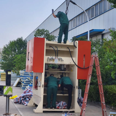 石膏ボード穴あきマシン100トンパンチプレス