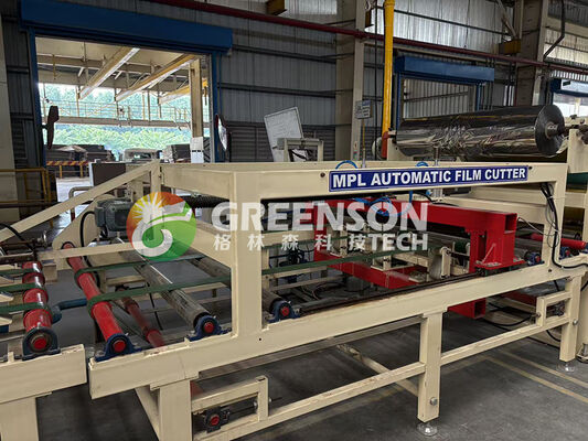 良い価格 効果的ラミネート幅1300mm,速度15m/minと2〜600万平方メートルの容量を持つPVCジプス板ラミネート機 オンライン