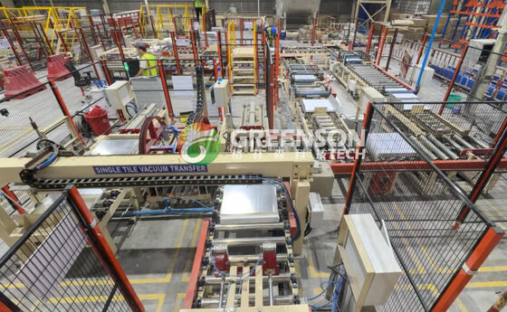 良い価格 1300mm有効ラミネート幅の全自動プラスターボードラミネート機、3～15m/min可変速、石膏天井板製造用 オンライン